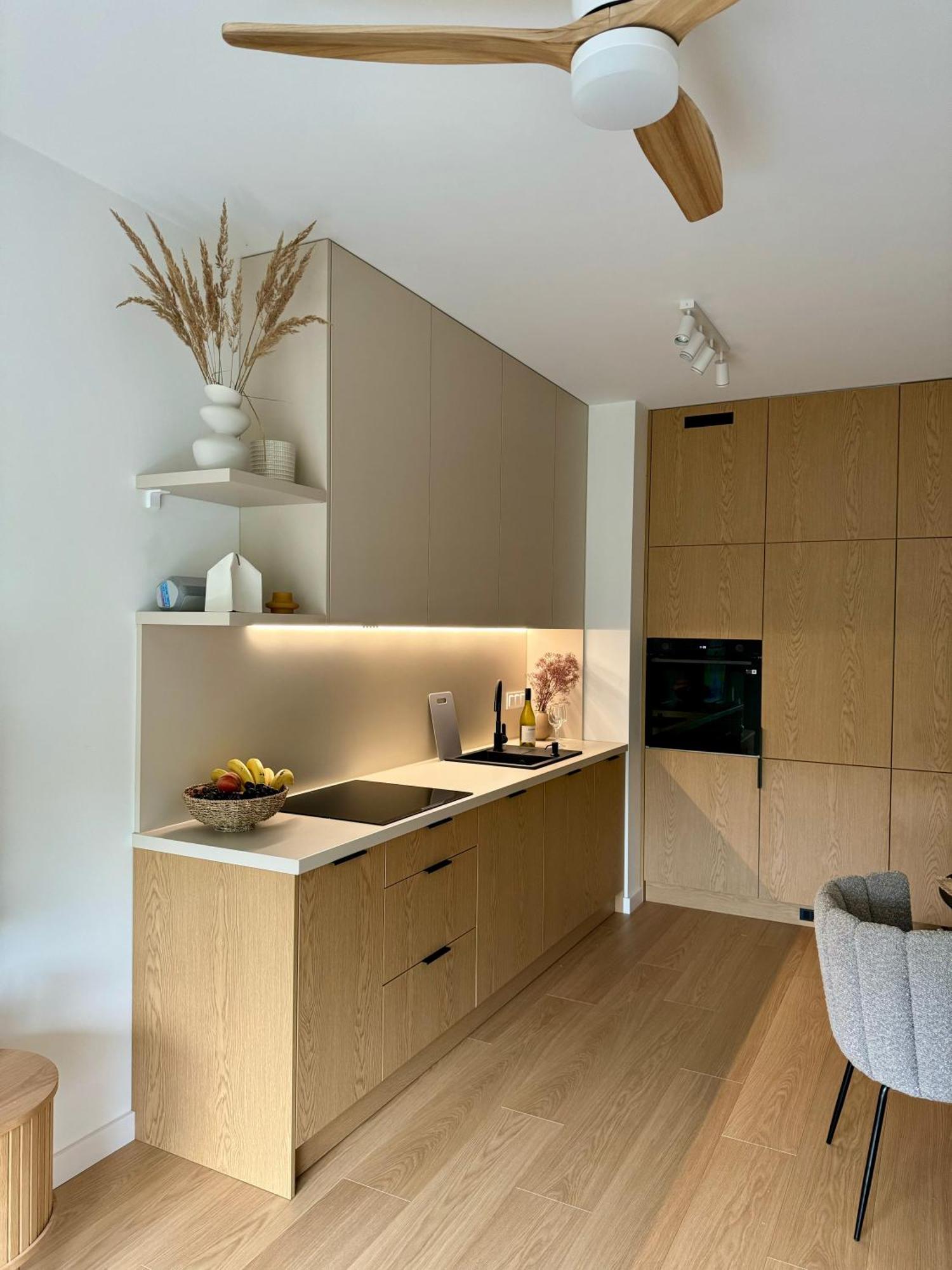Apartment Premium No 5 - Faktura Vat - Targi - Parking - Blisko Terenow Zielonych - New Kielce